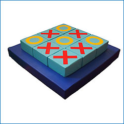 Крестики-нолики 120*120*10, 9 кубиков 30*30 фото 1