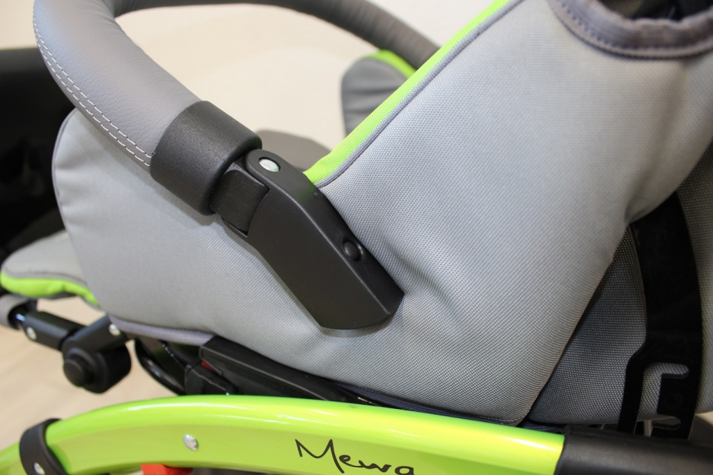 Коляска «Мева», замок переднего ограничителя